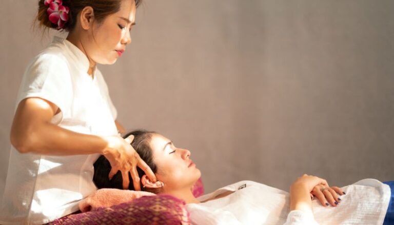 Customized Care: Tailoring Massage Therapy for Women