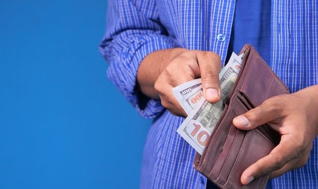 A Beginner’s Guide to Cashing Out Small Payments from Side Hustles