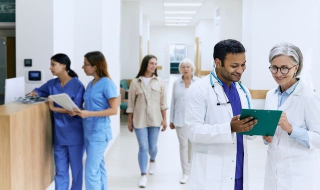 Safed Daag Ki Dawa Kaise Kaam Karti Hai? Janiye Behtareen Tareeqe